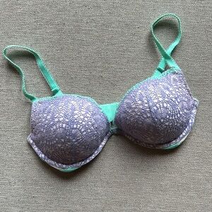 Victoria’s Secret padded Demi lace bra 34D lavender purple